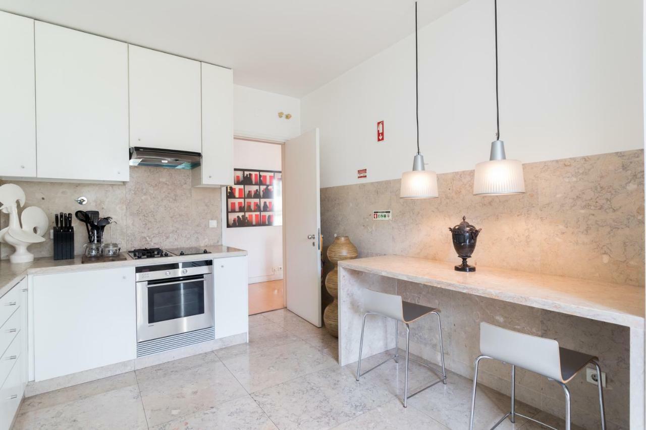 Flh Chiado Design Flat Apartment Lisbon Bagian luar foto